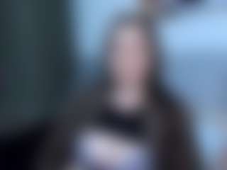Live cam show with Angela - Amateur Brown Hair on SpunkLive