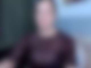 Live cam show with Angela - Mature Young Adult on Camming Site