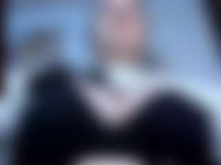 Angela MILF webcam performer live streaming