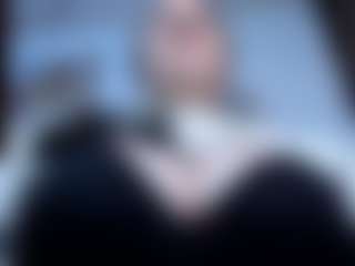 Angela MILF webcam performer live streaming