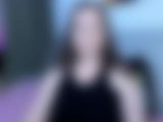 Angela MILF webcam performer live streaming