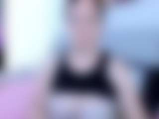 Angela MILF webcam performer live streaming