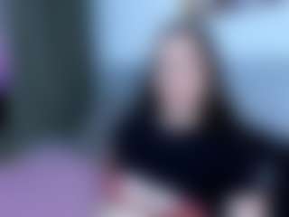 Live cam show with Angela - Flashing on Hubzter Live