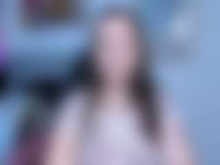 Live cam show with Angela - Mature on Latina Girls