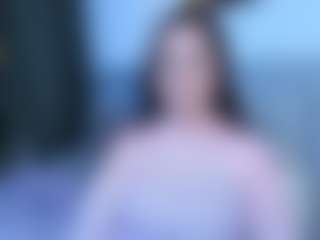 Angela MILF webcam performer live streaming