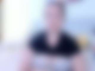 Angela MILF webcam performer live streaming