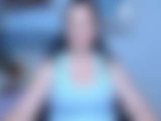 Angela MILF webcam performer live streaming