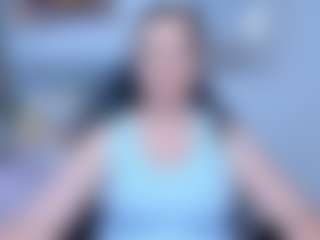 Angela MILF webcam performer live streaming