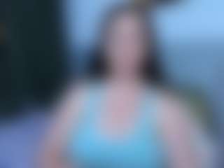 Live cam show with Angela - Brown Eyes Mature on TeamSkeetLive