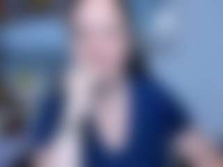 Angela MILF webcam performer live streaming