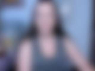 Angela MILF webcam performer live streaming