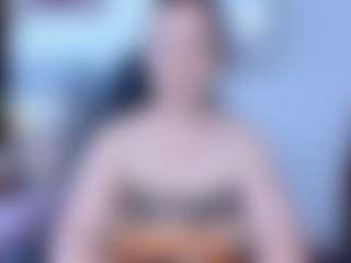 Live cam show with Angela - Mature on CamSextacy