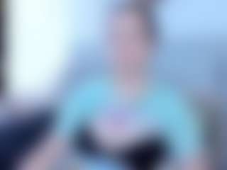 Live-Cam-Show mit Angela - Brown Hair auf Camsoda