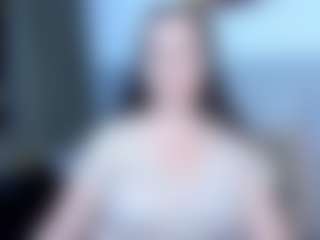 Live cam show with Angela - College Mature on Camsoda