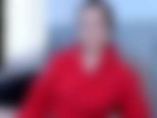 Live cam show with Angela - Spy Mature on crypto-cams