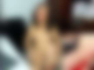 Live cam show with nicolewayy - Skinny MILF on live18s.com