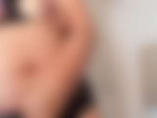 Live cam show with CailynHot - Milk on Camsoda