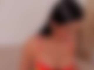 Dezzire's Live Sex Cam Show