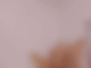 Dezzire's Live Sex Cam Show