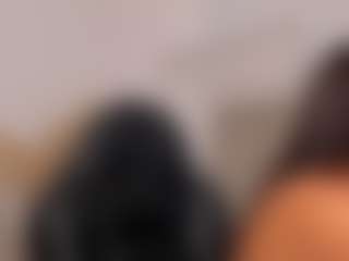 Dezzire's Live Sex Cam Show