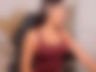 Dezzire's Live Sex Cam Show