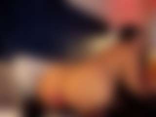 Live cam show with Nayla Potter - Black on Gym Cam Girls