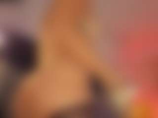 Live cam show with Nayla Potter - Young Adult on Mixed Magazine Live