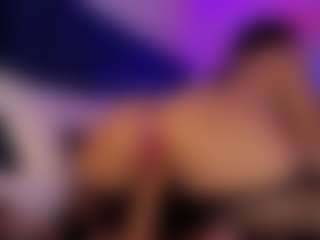 Nayla Potter's Live Sex Cam Show