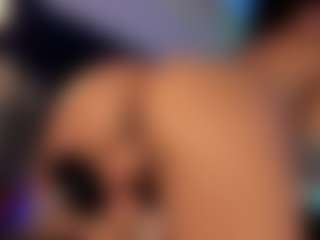 Live cam show with Nayla Potter - Dildo Or Vibrator on StripNow