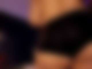 Live cam show with Nayla Potter - Double Penetration on madthumbs