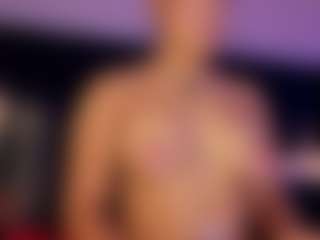 Live cam show with Nayla Potter - Young Adult on Camsoda