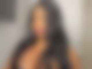 Live cam show with charlotte-tillerx - Bikini on WildCum