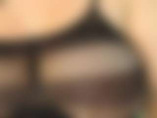 Live cam show with bulma-hot - Glasses on AdultVida.com