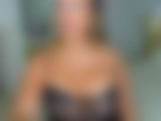 Elianabortt's Live Sex Cam Show