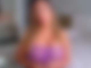 Elianabortt's Live Sex Cam Show