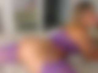 Elianabortt's Live Sex Cam Show