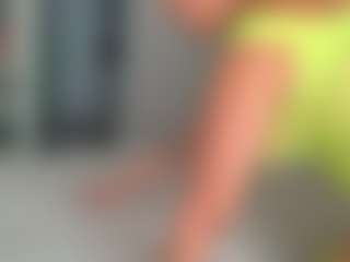 Live cam show with Elianabortt - Dirty Talk on CamwithHer