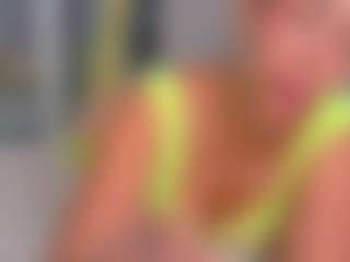 Live cam show with Elianabortt - MILF on Fapmatic.com