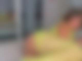 Elianabortt's Live Sex Cam Show