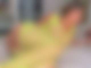 Elianabortt's Live Sex Cam Show