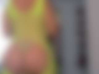 Elianabortt's Live Sex Cam Show