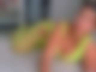 Live cam show with Elianabortt - Latina on Fit Hotties | colombia
