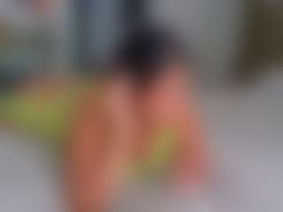 Elianabortt's Live Sex Cam Show