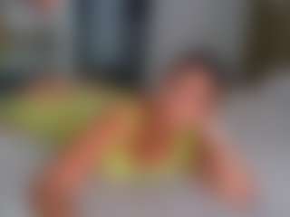 Elianabortt's Live Sex Cam Show