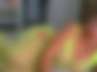 Elianabortt's Live Sex Cam Show