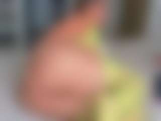 Elianabortt's Live Sex Cam Show