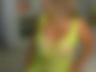 Elianabortt's Live Sex Cam Show