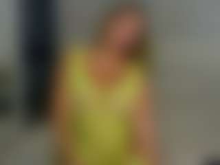 Live cam show with Elianabortt - MILF on eurowanks.com
