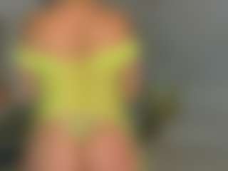 Live cam show with Elianabortt - Baby on Latina Girls