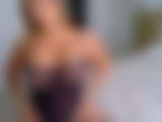 Elianabortt's Live Sex Cam Show